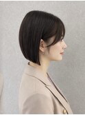顎ラインぱつっとボブ