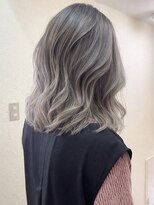 モルト 麻生(molt) バレイヤージュ