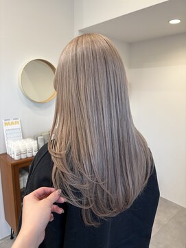 ユエン(YUEN) ホワイトベージュ