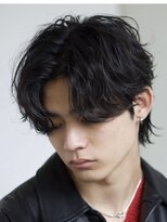 フリーラ 表参道(freera)&nbsp;メンズリバースセンターパートフェザーパーマ韓国シャドウパーマ