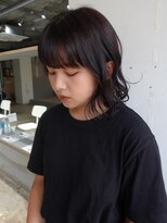 ヒペリカム(hypericum)&nbsp;和歌山／横顔で魅せるダークブラウンのくびれボブ