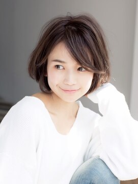 ティファ 銀座(Tiffa) 大人かわいいグレージュ小顔斜めバング前下がりエアリー☆