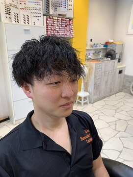 メンズヘアー パズル(Men's hair Puzzle) 前下がりぎみにボブパーマ