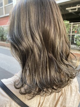 フラット 千葉(Flat.) ハイライトカラー