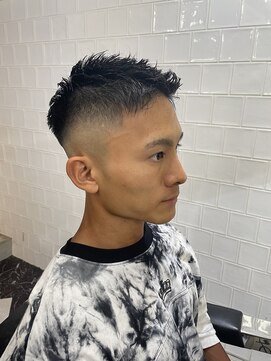 メリケンバーバーショップ フクオカ(MERICAN BARBERSHOP FUK) スキンフェードベリーショート