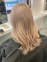 ベレーザ 渋谷(BELEZA)&nbsp;2745プラチナグレージュサーフスタイルふんわりカールバイカラー