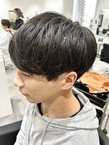 ヒュイル バイ ニアウ(Hwyl by Niau) メンズマッシュツーブロックスパイラルパーマニュアンスパーマ