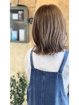 トイロ(toiro) シルバーピンクベージュ