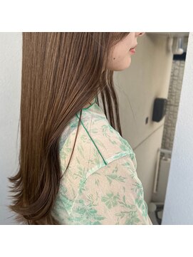 ステイシー(STACY) STACY ベージュカラー(那覇 小禄 奥武山公園)