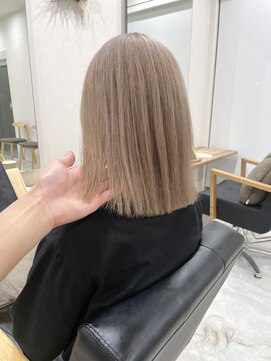 イロ(iro) ミルクティーベージュ