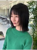 顔まわりレイヤー 切りっぱなしボブ ぱつっとボブ
