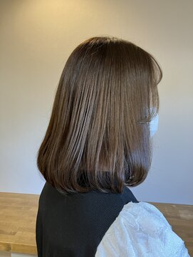 リポゾ(Riposo.) グレーベージュ・ミディアムボブ