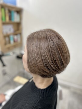 ヘアーアンドメイク ドレス(DRESS) 初めての白髪ぼかしハイライト