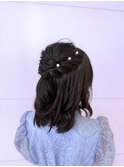 編み込みハーフアップ×パールでつくる大人可愛いお呼ばれヘア♪