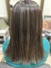 【ハイライトで白髪ぼかし】ハイライト+おしゃれグレイカラー+カット