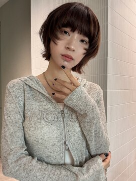 ベイルーム(BAYROOM by HONEY omotesando) ウルフレイヤー/顔周りレイヤー/ワイドバング/レッドブラウン