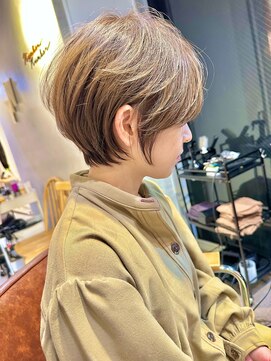 ナンバー 博多(Number) 大人可愛い30代40代50代前下がりショートボブ丸みショート