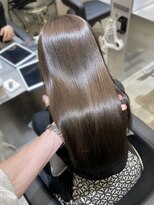 ロイ(Roi) Roi渋谷・ミディアム・オリーブカラー