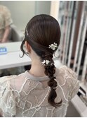 ミディアムヘアでも出来る編み下ろしアレンジ/表参道ヘアセット
