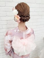 セット バイ エムビューティー(Set by M.beauty)&nbsp;浴衣着付け渋谷ヘアセットアップツインかちもりくるみちゃんヘア