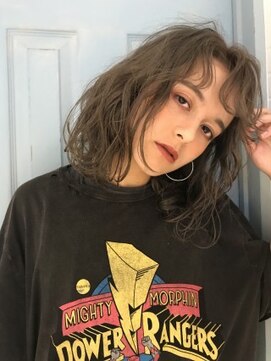 ジーナ(XENA) オータムグレージュ