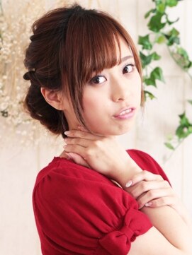 エミタス 練馬(emi+ Hair & eyelash) ダウン編み込み￥3000