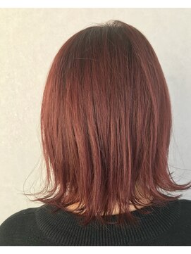 プラグ バイ ネオリーブ(plug by neolive) 切りっぱなしチェリーレッドボブ☆