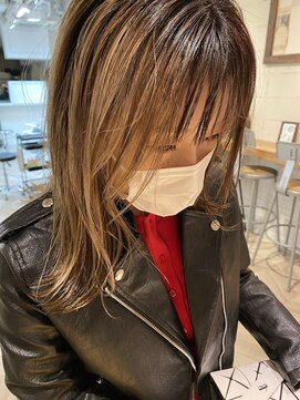 エル(EL by green) (akiko)ハイトーン×デザイン×ミディアム