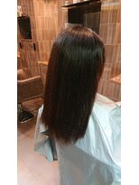 アクアヴィタエ(Aqua vitae) サミー酸性ストレートスタイル