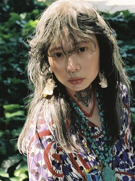 ビートス(BEAT S) 【BEAT S】コントラストカラー/ケアブリーチ/パーマ/名古屋