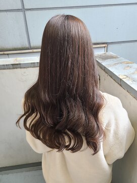 ネオリーブルカ 御茶ノ水店(Neolive Luca) 赤味を抑えて誰にでも似合う！"モカグレージュカラー"