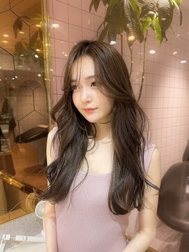 シーシンジュク 新宿南口(Sea shinjuku) ブリーチなしチョコレート色×前髪/顔周りレイヤー韓国ヘア[新宿