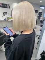 キング 枚方店(K!ng)&nbsp;【枚方、高槻、梅田】ブリーチのみでつくるブロンドカラー