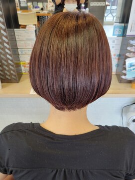 ラピス(LAPIS) ツヤショートボブ