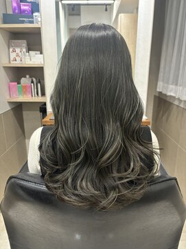 トゥーリ 薬院店(tuuli) tuuli miyu オリーブグレージュ/ヨシンモリ/レイヤーロング