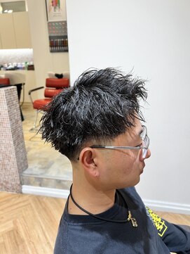 コワファースト  させぼ五番街店(COIFF1RST) フェード×ツイスパ☆