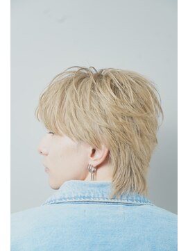 オーシャントーキョー 大阪(OCEAN TOKYO) 韓国ヘアカルマパーマコンマバングセンターパート黒髪ウルフ