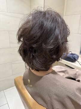 ピークアブー アヴェダ 池袋東武(PEEK-A-BOO AVEDA) ふんわりボブレイヤー