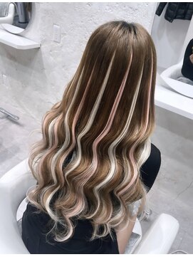 ラシック(Rachic) ハイライト