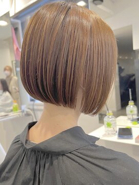 アビー(ABBEY) ボブショートボブ切りっぱなしボブ内巻きボブミニボブ小顔カット