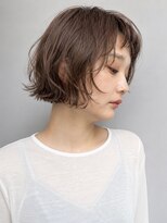 トリッカ 銀座(tricca)&nbsp;レイヤーボブ/ゆるふわパーマ/ベージュブラウン/抜け感ボブ