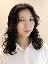 シアン 栄店(CYAN.)&nbsp;立ち上げ前髪パーマにふわっとミディアムウェーブパーマ