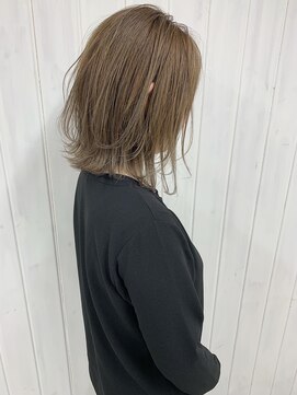 リヴ オオサカ(LIV OSAKA) 【 LIV OSAKA 】イルミナカラー_ハイライト_外ハネ