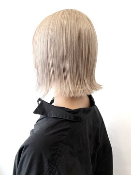 ココ 原宿(KOKO) 黒髪小顔クラゲヘアーオリーブグレーココアベージュボブ