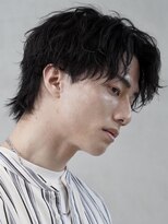 ツイストスパイラルパーマセンターパートメンズマッシュウルフ
