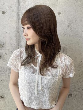 エミュ 天文館店(eMu) 柔らかベージュカラー