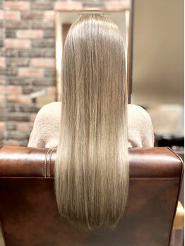 トライブ クリエートサロン(TRIBE create salon by SERVE)の写真/髪質改善しませんか？【ご新規様*プラチナ縮毛矯正+カット¥14850】手触り◎憧れのサラ艶ストレートが叶う☆