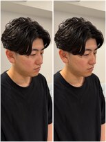 ローリン(Rolling)&nbsp;【KOBA】 20代/センターパート/ニュアンスパーマ/天神大名