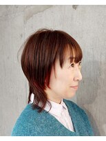 マノン(manon)&nbsp;優しいマッシュレイヤーにピンクのイヤリングカラー