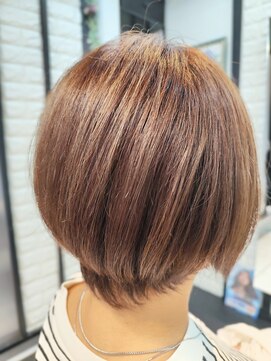 ヘアースタジオ ジェイワン(hair studio J ONE) 30代40代50代/白髪ぼかし/脱白髪染め/ショートボブ/ハイライト